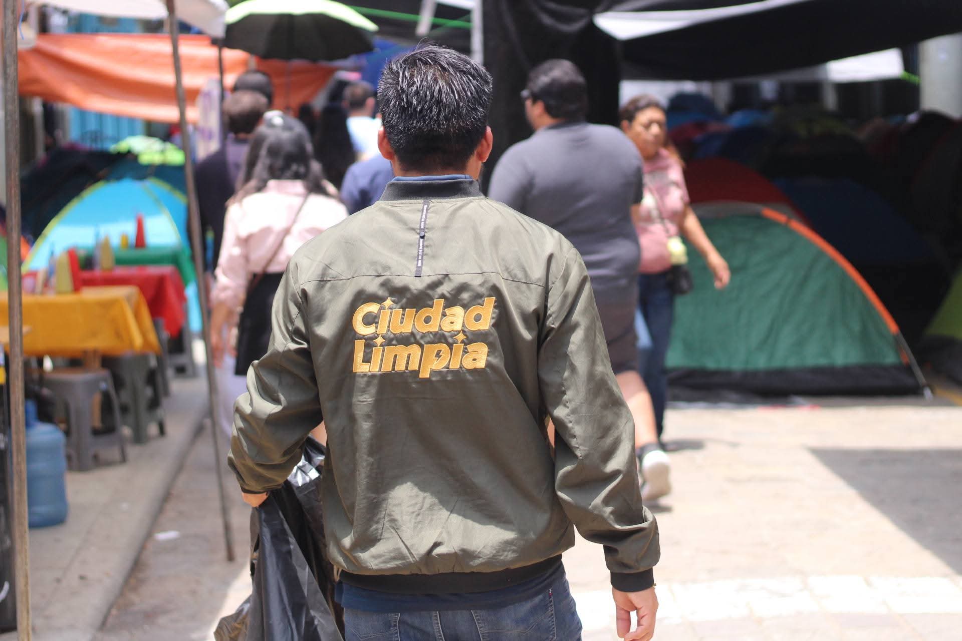 *Refuerzan trabajos de limpia en el Centro Histórico*