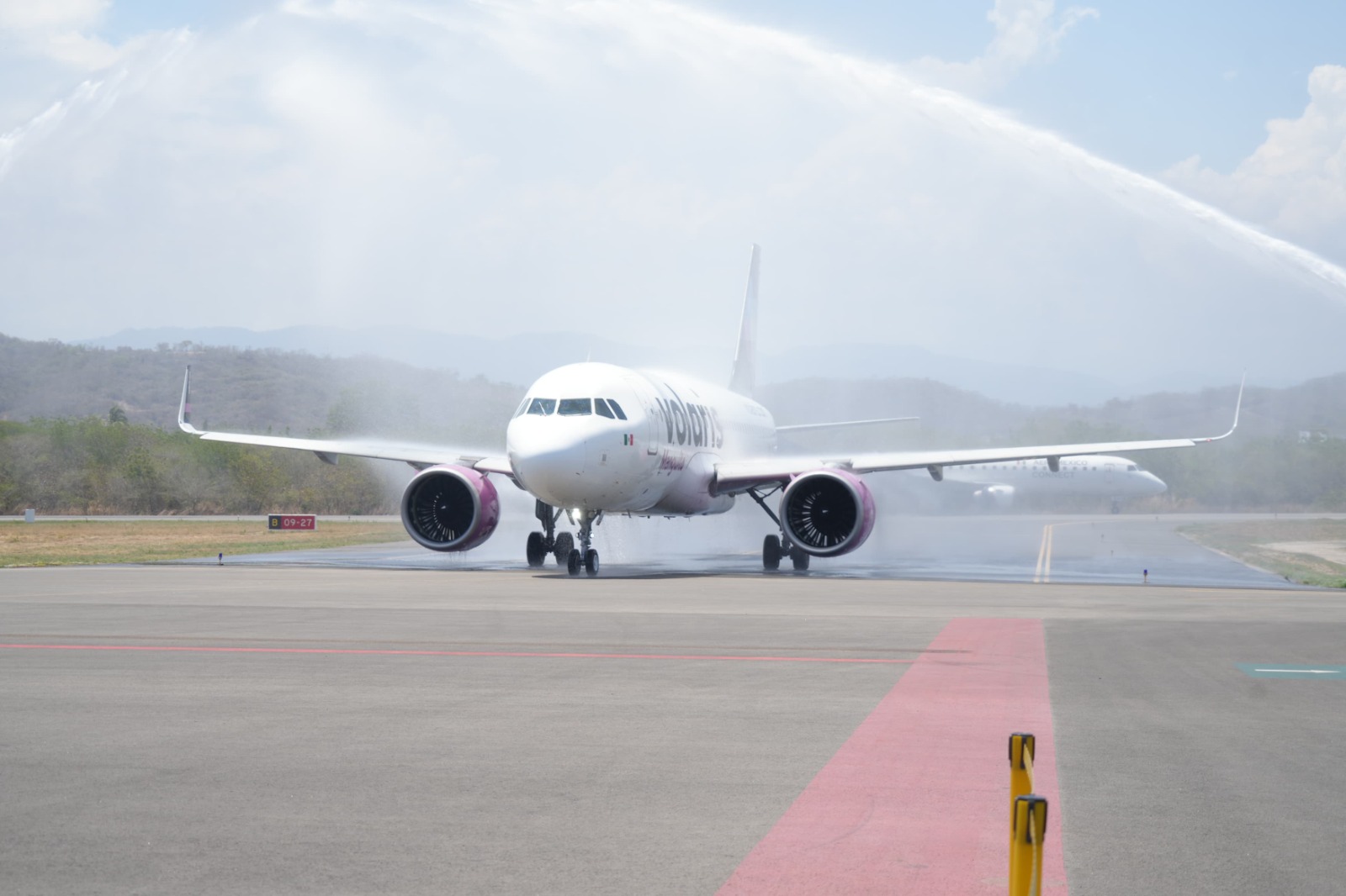 *ARRIBA A LA COSTA EL PRIMER VUELO DE LA RUTA TIJUANA – PUERTO ESCONDIDO* 🛩️