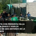 Camioneta con presunta falla mecánica choca y vuelca mototaxi en San Antonio de la Cal, Oaxaca