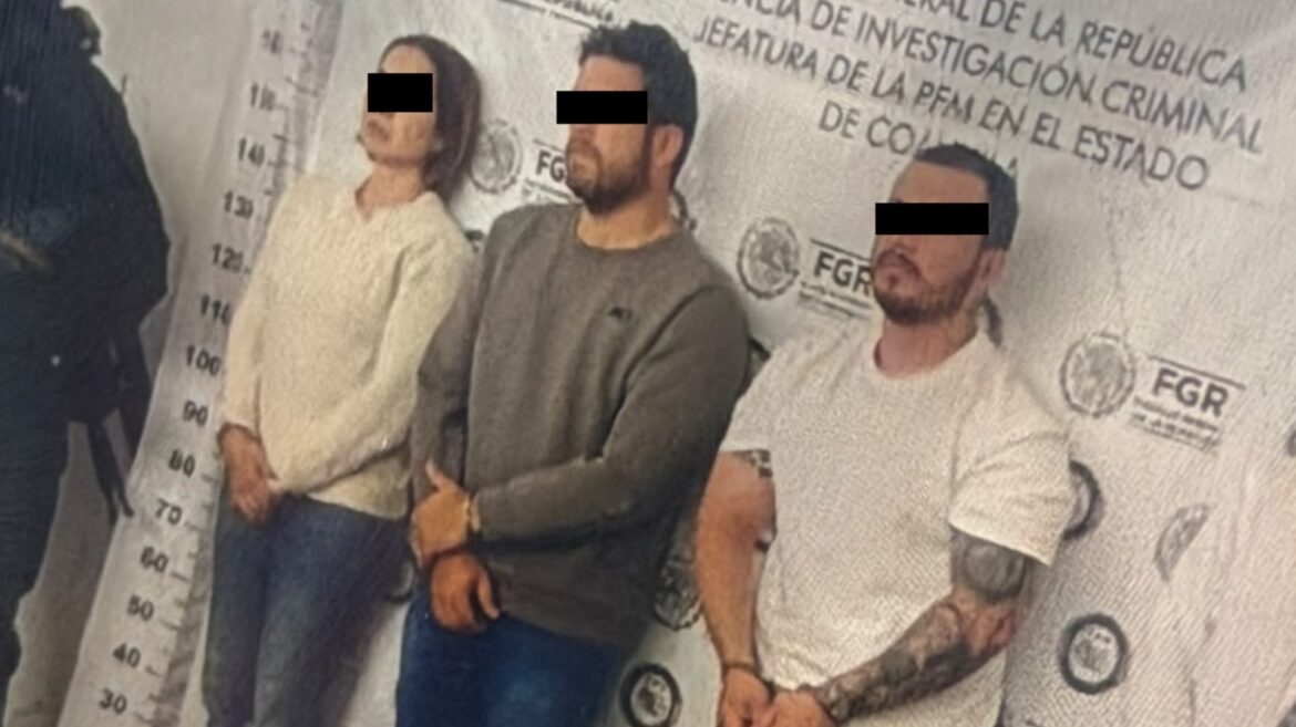 Detienen a exfuncionarios por delitos federales y corrupción