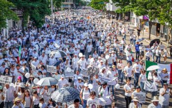 Culiacán se moviliza por la paz en medio de la violencia