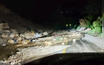 Lluvias causan daños y cierre parcial en carretera Huautla–Teotitlán