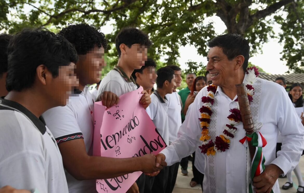 Salomón Jara destaca la educación como prioridad con nueva aula en San José del Progreso