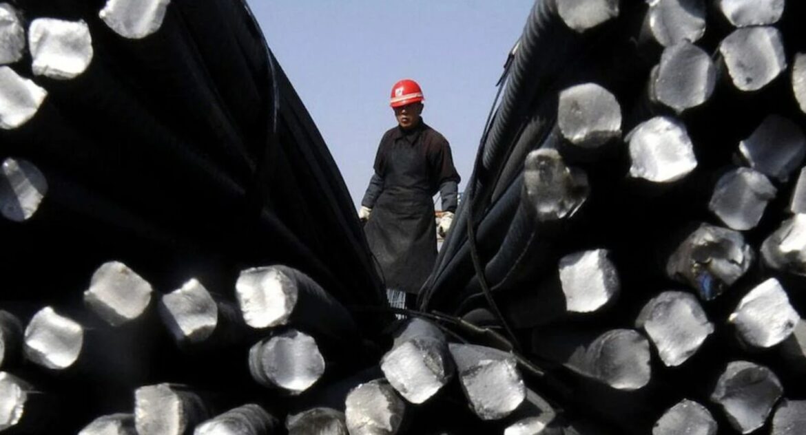 México elimina más de mil registros fraudulentos de acero importado de Asia